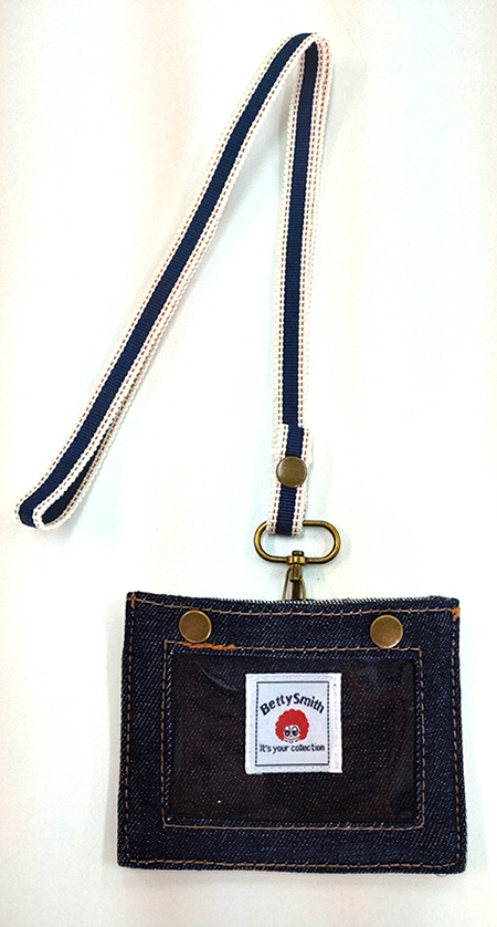 ネームホルダー